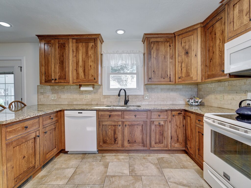 3427 Front St. Clifton, CO 81520
